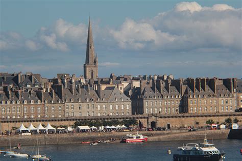 saint malo france reconstruction.